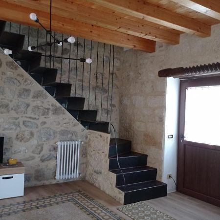 Casa Vacanze Borgo Gulini Da Anna Petralia Soprana Luaran gambar