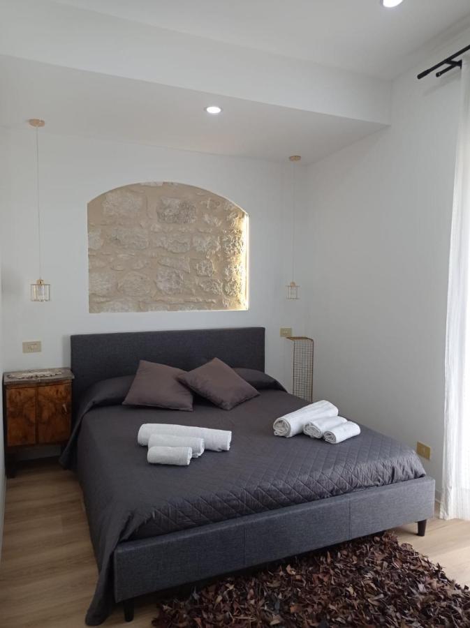 Casa Vacanze Borgo Gulini Da Anna Petralia Soprana Luaran gambar