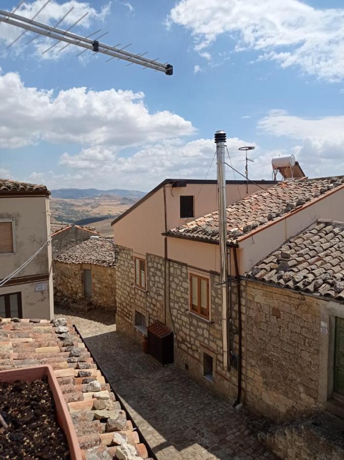Casa Vacanze Borgo Gulini Da Anna Petralia Soprana Luaran gambar