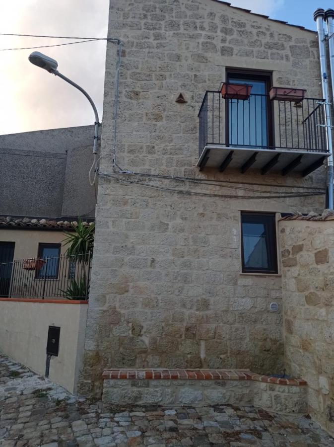 Casa Vacanze Borgo Gulini Da Anna Petralia Soprana Luaran gambar