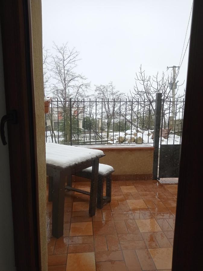 Casa Vacanze Borgo Gulini Da Anna Petralia Soprana Luaran gambar